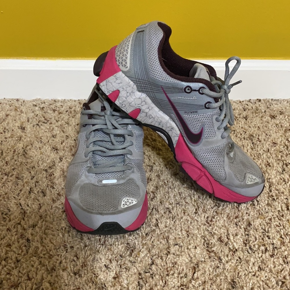 Women’s Nike Structure 15 FLYWIRE